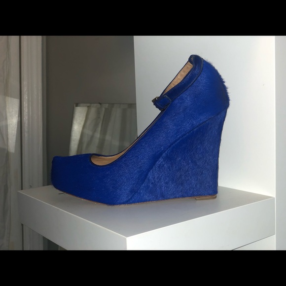 Heels - Picture 2 of 4